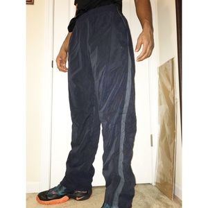 Men’s blue/gray Champion sweatpants
